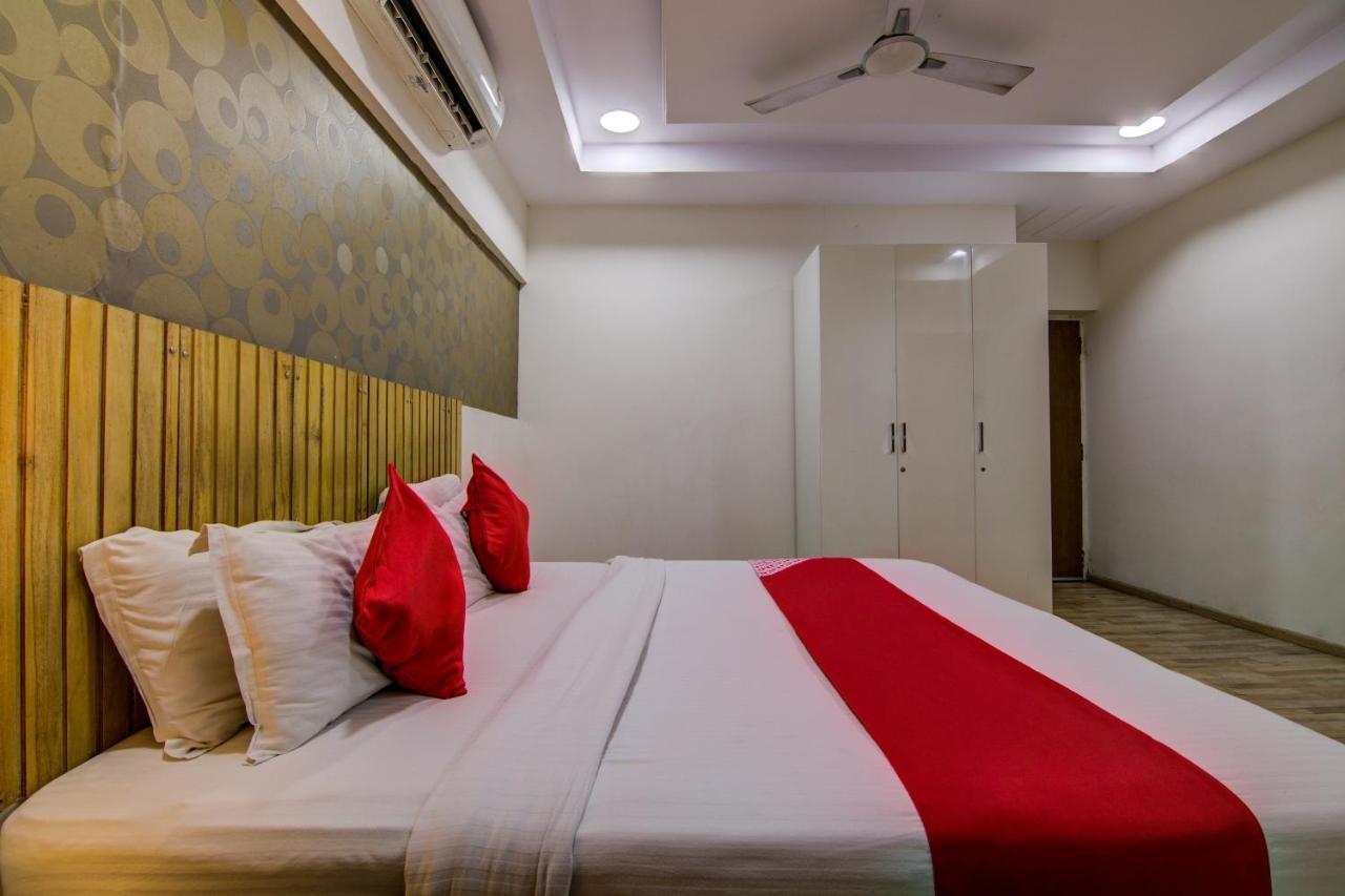 Oyo Hotel 55 Lawsons Bay Jalāripeta 외부 사진
