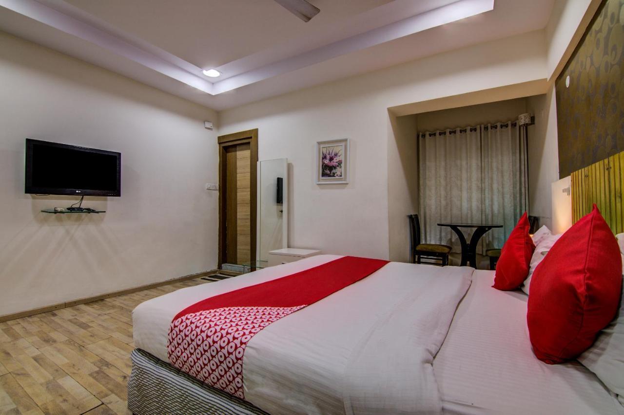Oyo Hotel 55 Lawsons Bay Jalāripeta 외부 사진