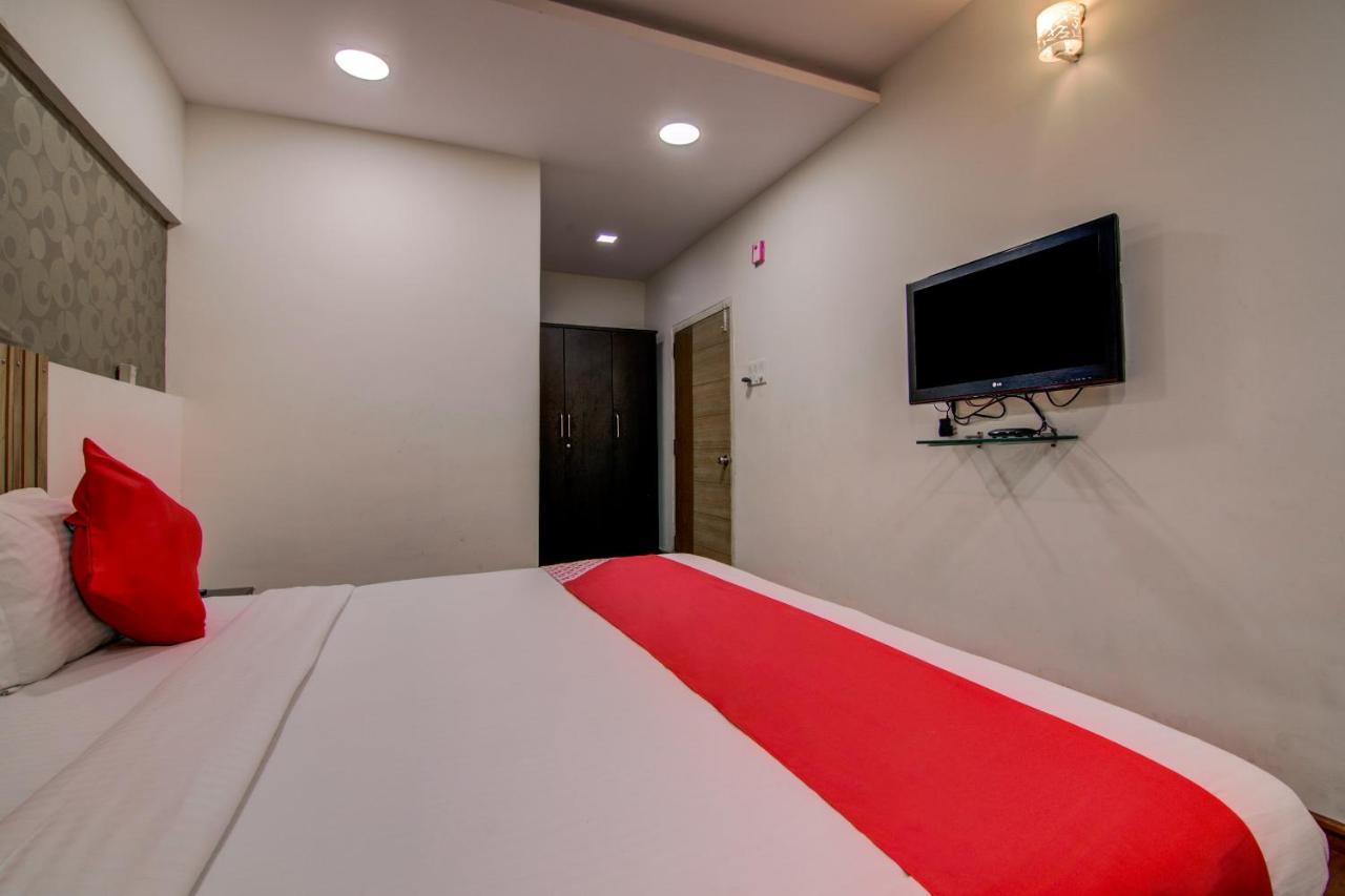 Oyo Hotel 55 Lawsons Bay Jalāripeta 외부 사진